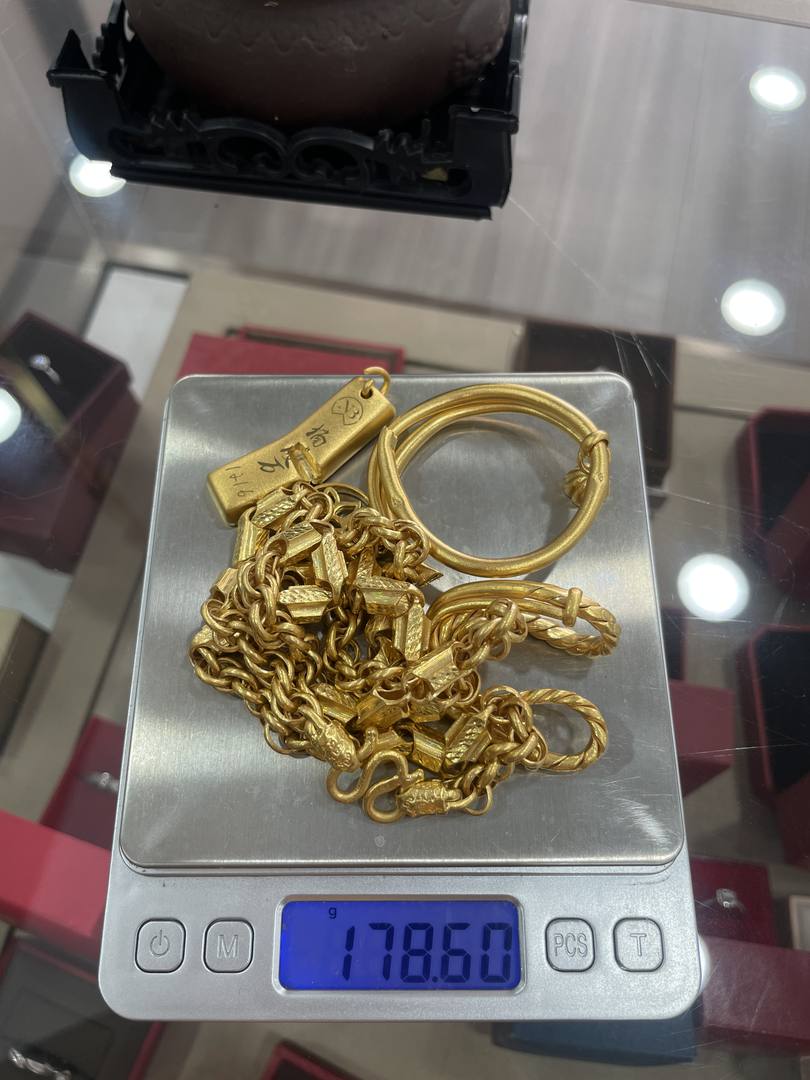 桐乡市濮院聚盛金银首饰店靠谱吗？如何挑选靠谱金银回收与饰品店
